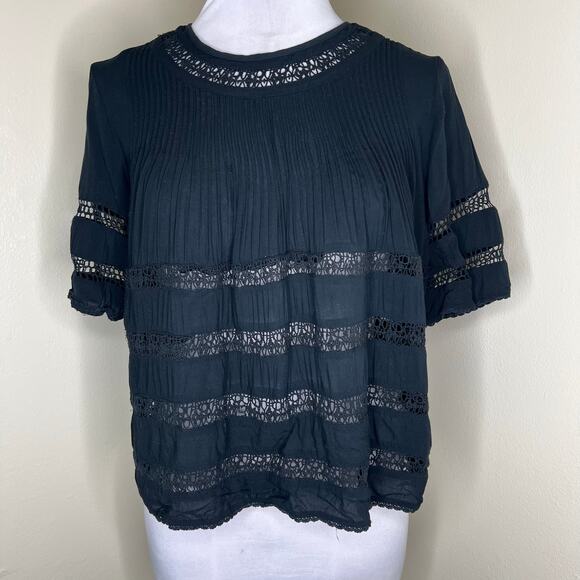 Aritzia Wilfred Beaudry Top XS Black Pintuck Pleated Crochet Peasant Blouse Chic - Picture 1 of 11